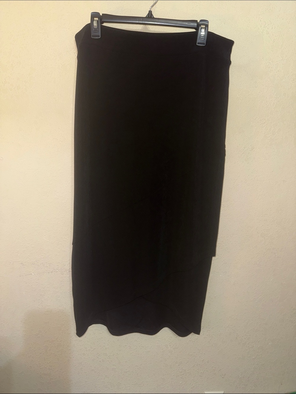 Chico's travelers tulip hem Black Maci Skirt